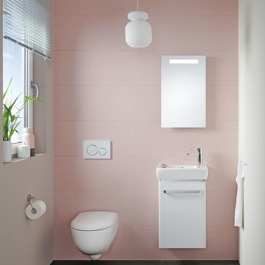 Pieni vieras-wc Renova Compact -kylpyhuonesarjan tuotteilla